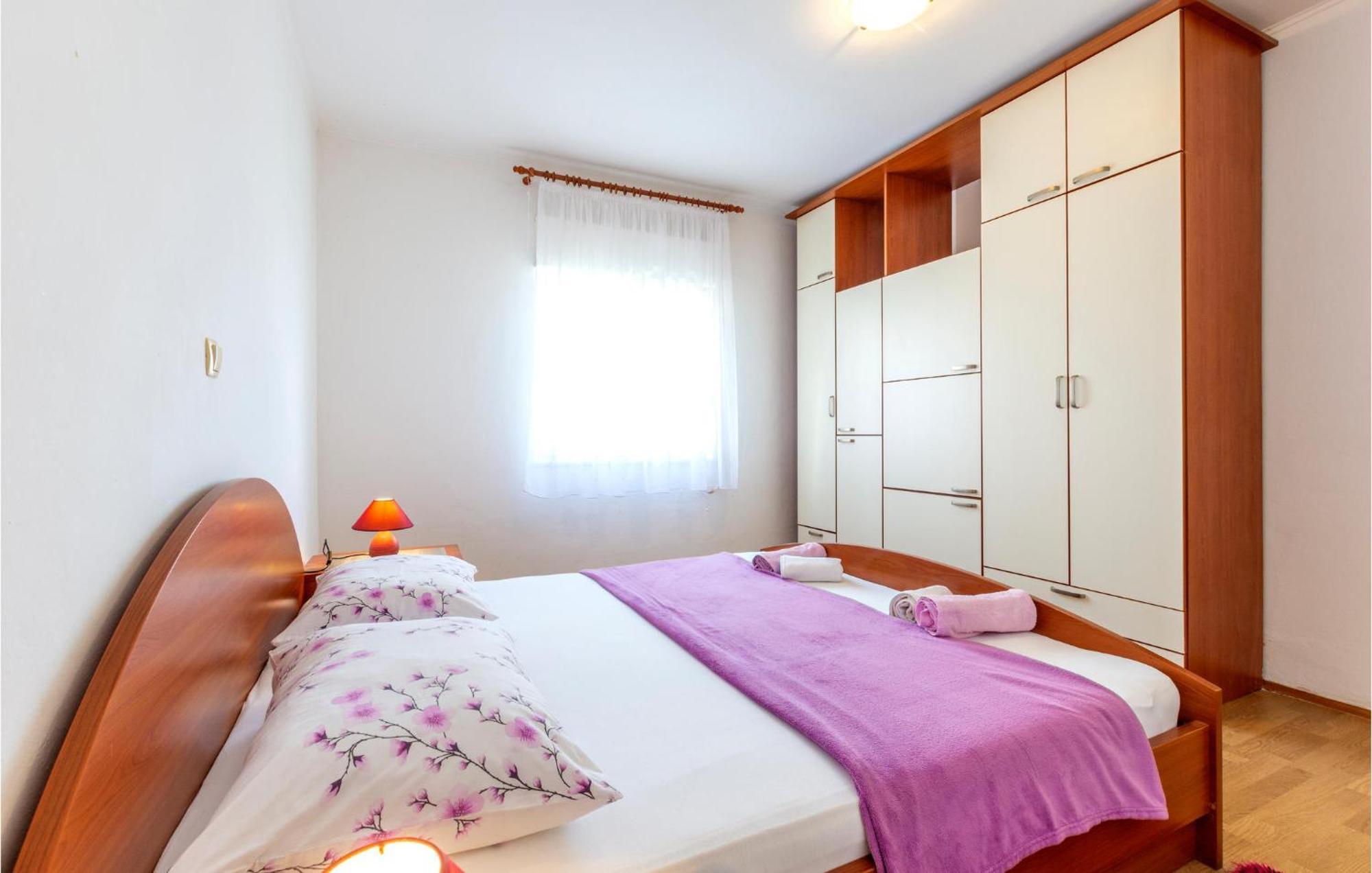 1 Bedroom Beautiful Apartment In Duće Zewnętrze zdjęcie